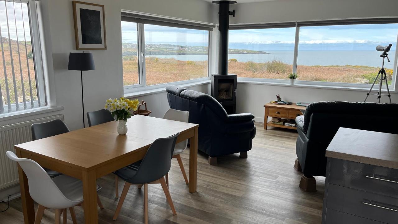 Coastal Bungalow, Sleeps 5 And Ideal For Walkers Amlwch Exteriör bild
