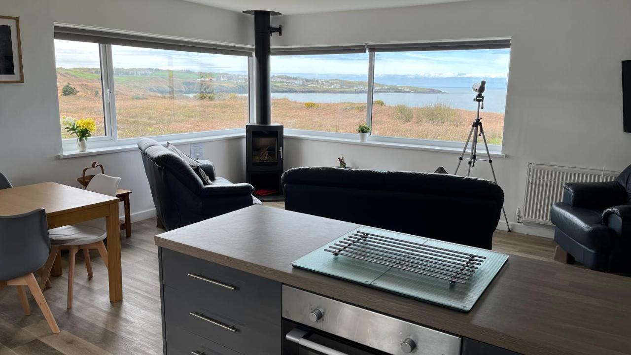 Coastal Bungalow, Sleeps 5 And Ideal For Walkers Amlwch Exteriör bild